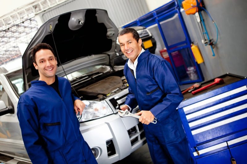 Mike & Son Service Center mechanics